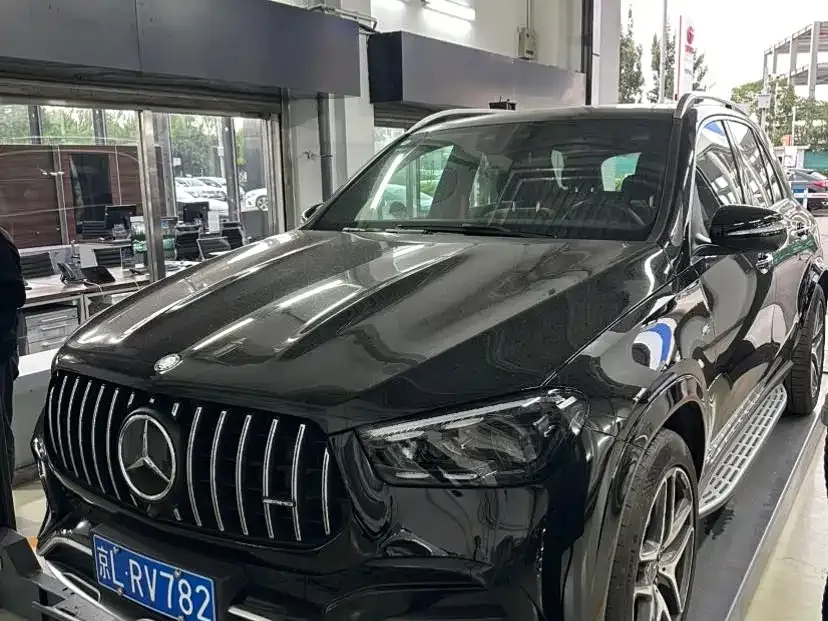Mercedes-Benz GLE AMG — фото 1
