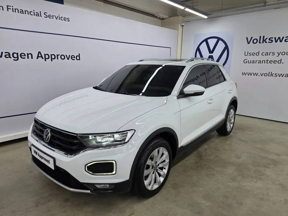Volkswagen T-Roc — фото 1