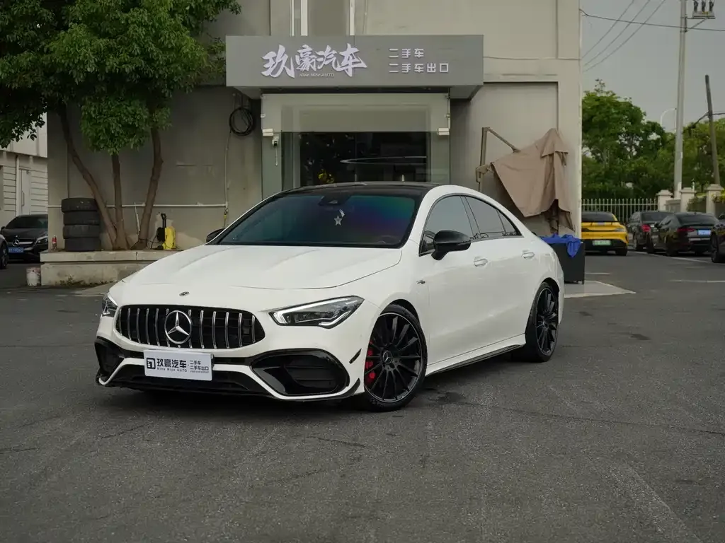 Mercedes-Benz CLA AMG — фото 1