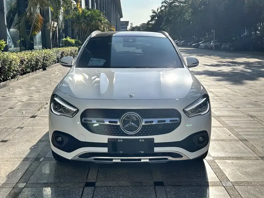 Mercedes-Benz GLA — фото 10