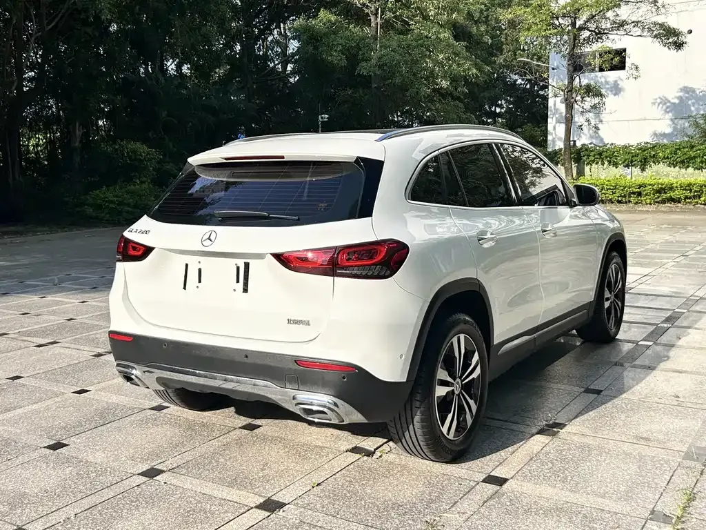 Mercedes-Benz GLA — фото 7