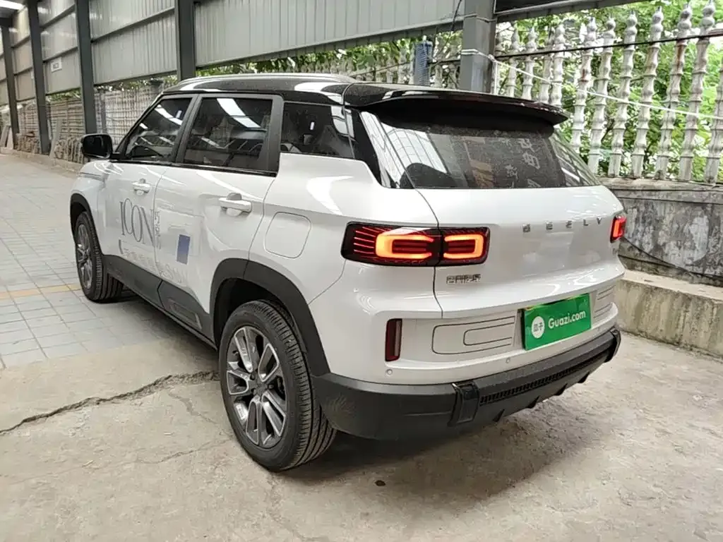 Geely Icon — фото 10