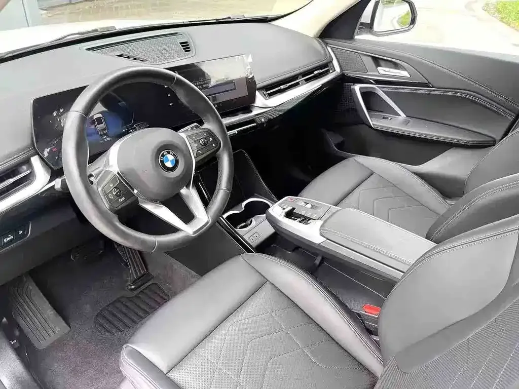 BMW X1 — фото 2