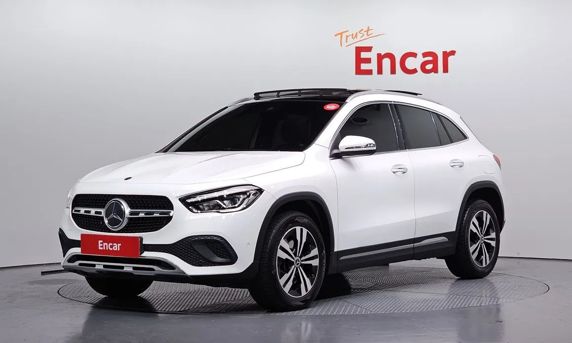 Mercedes-Benz GLA-Class — фото 1