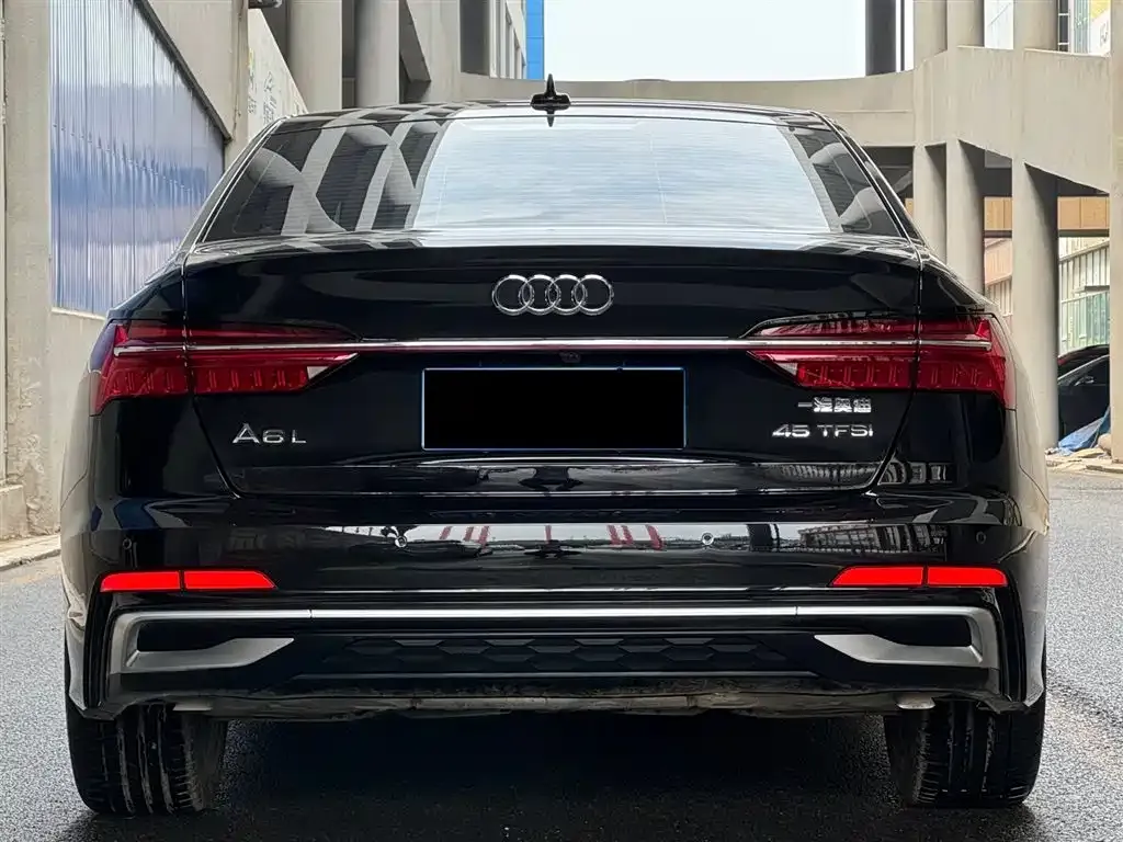 Audi A6L — фото 3