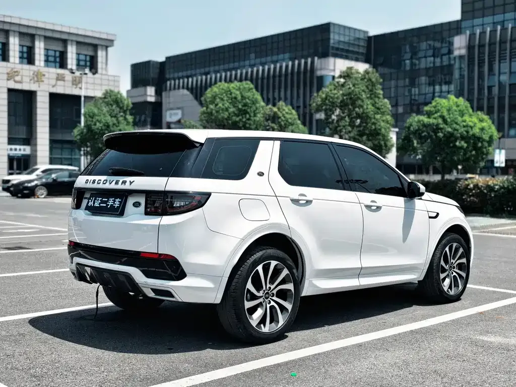 Land Rover Discovery Sport — фото 10