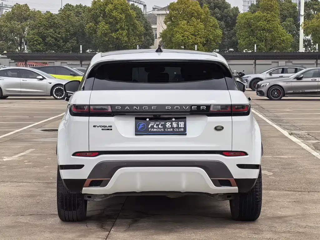 Land Rover Evoque — фото 8