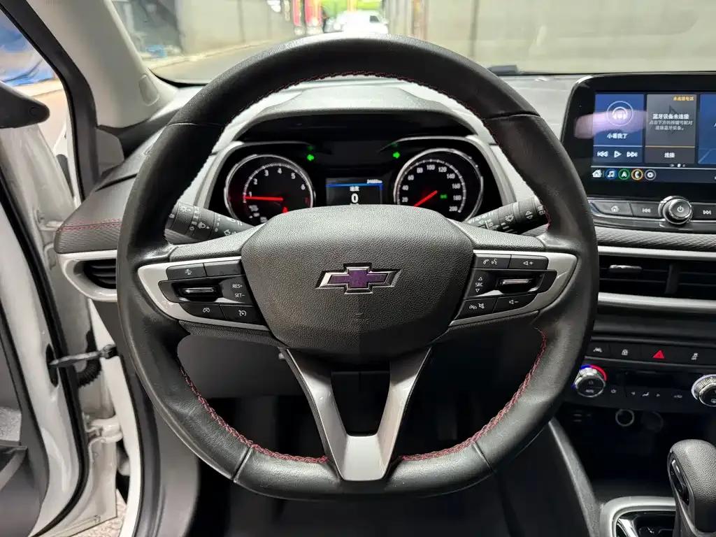 Chevrolet Trax — фото 4