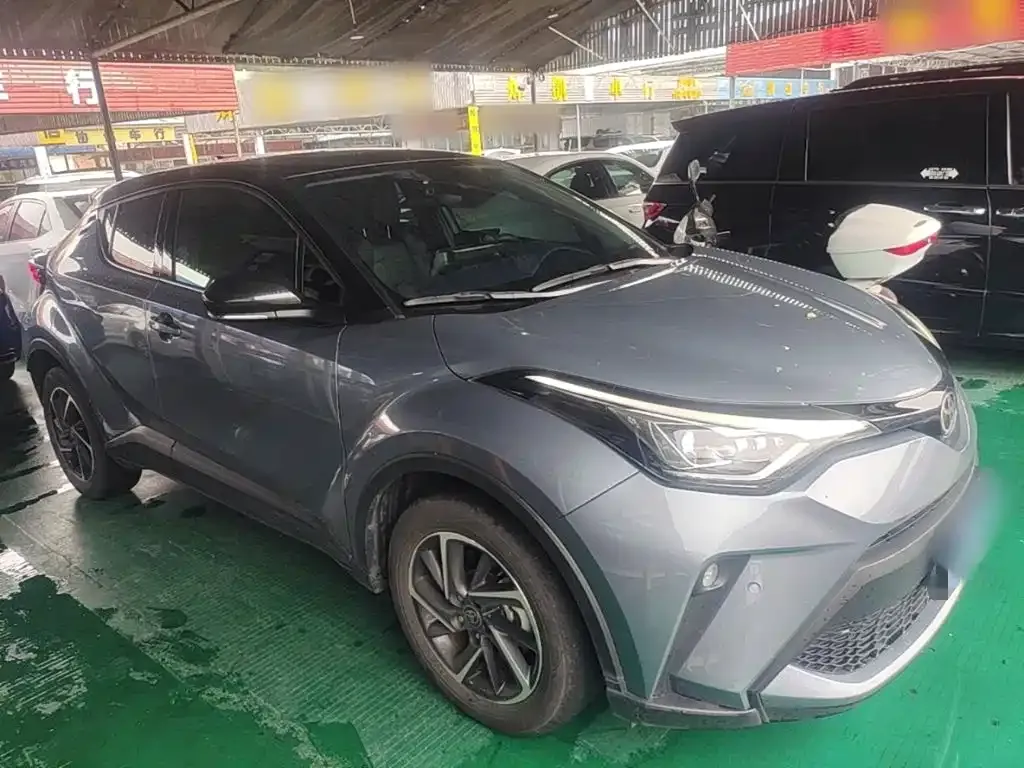 Toyota C-HR — фото 6