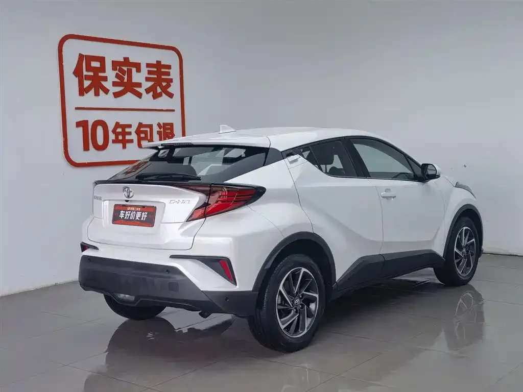 Toyota C-HR — фото 3