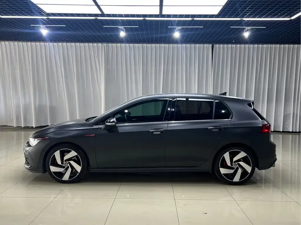 Volkswagen Golf GTI — фото 3