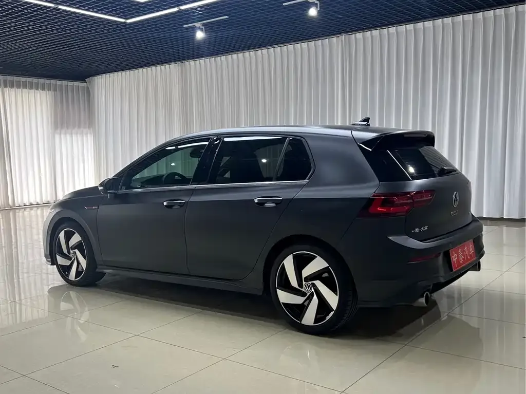 Volkswagen Golf GTI — фото 2