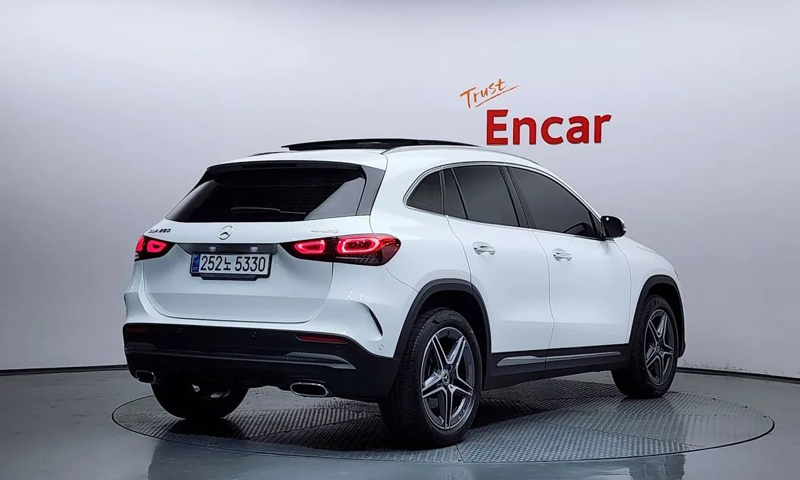 Mercedes-Benz GLA-Class — фото 5