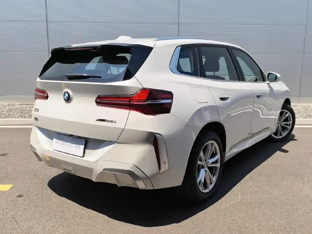 BMW X3 — фото 10