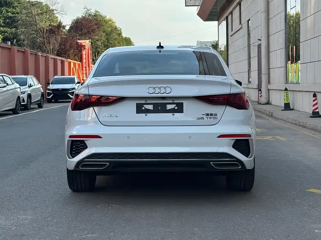 Audi A3 — фото 3