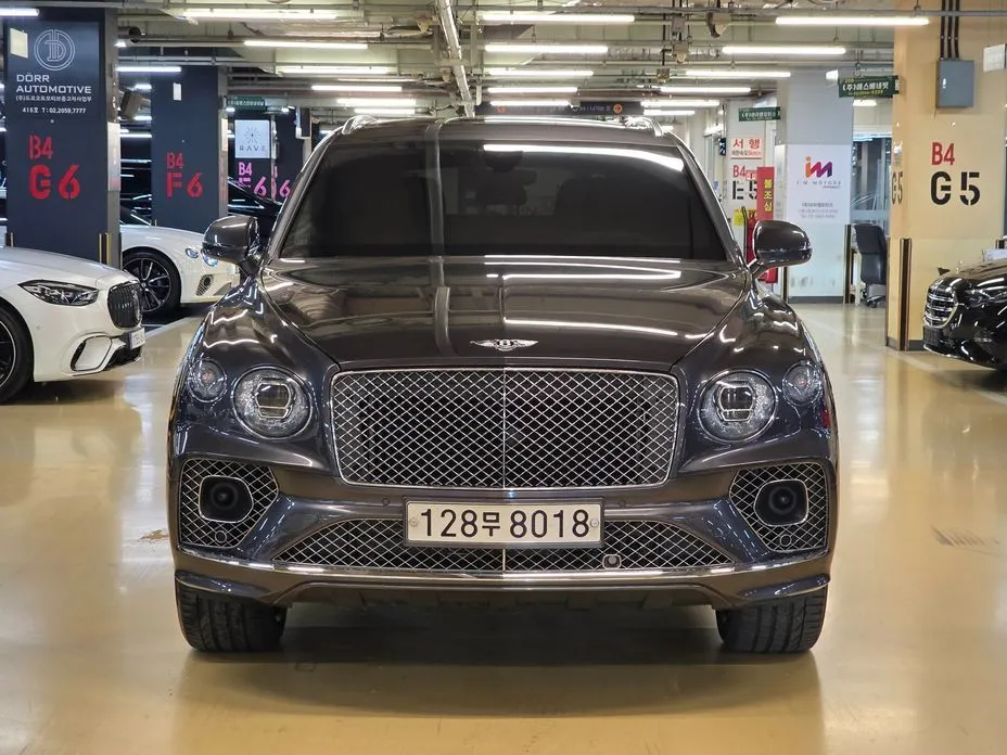 Bentley Bentayga — фото 5