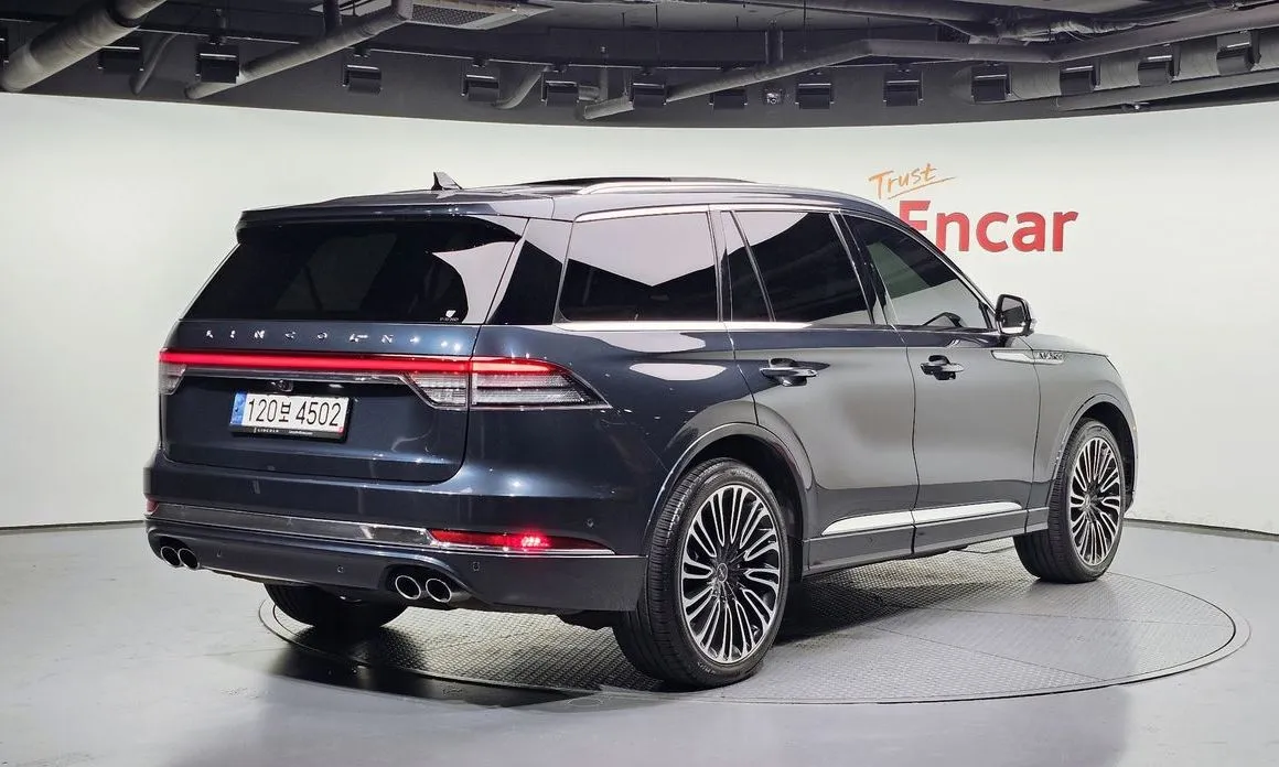 Lincoln Aviator — фото 3