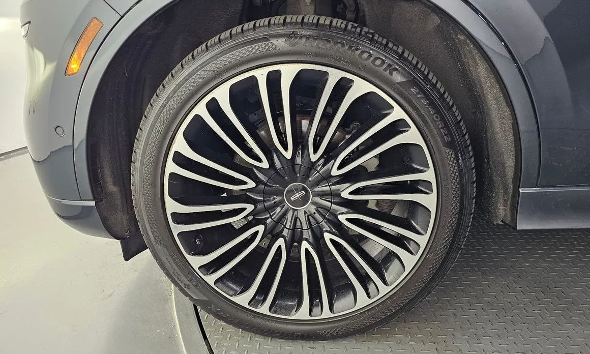 Lincoln Aviator — фото 2