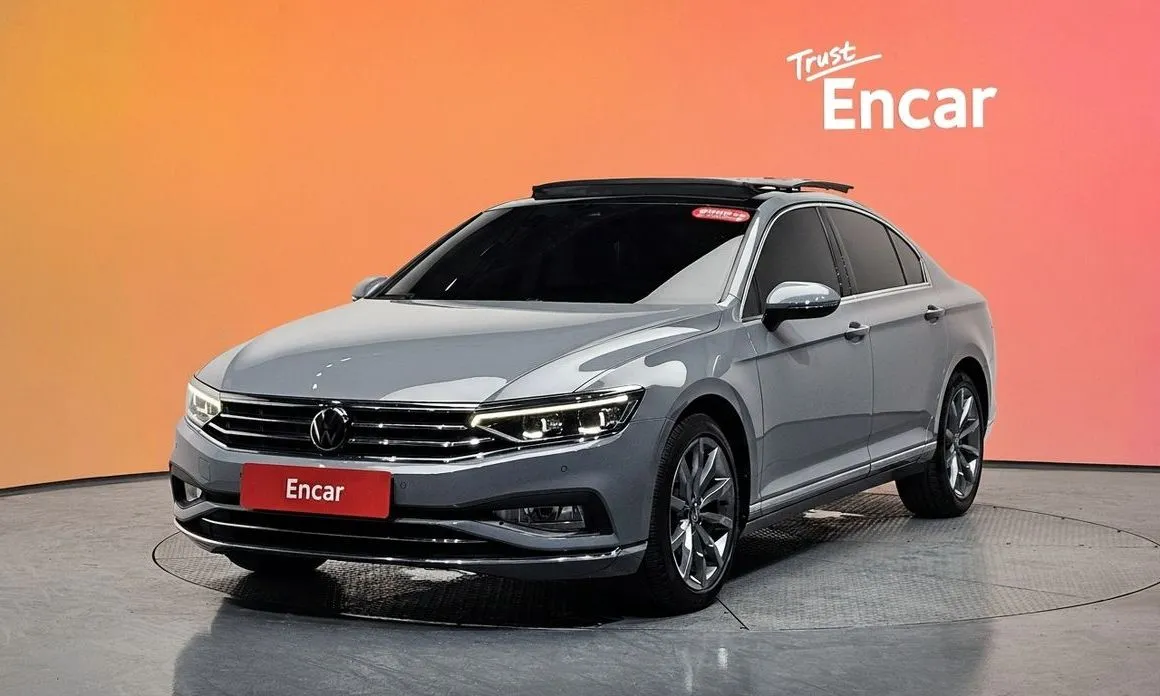 Volkswagen Passat — фото 1