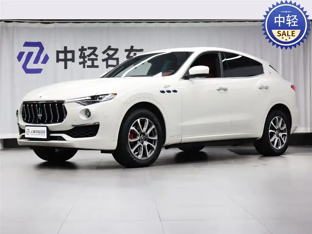 Maserati Levante — фото 1
