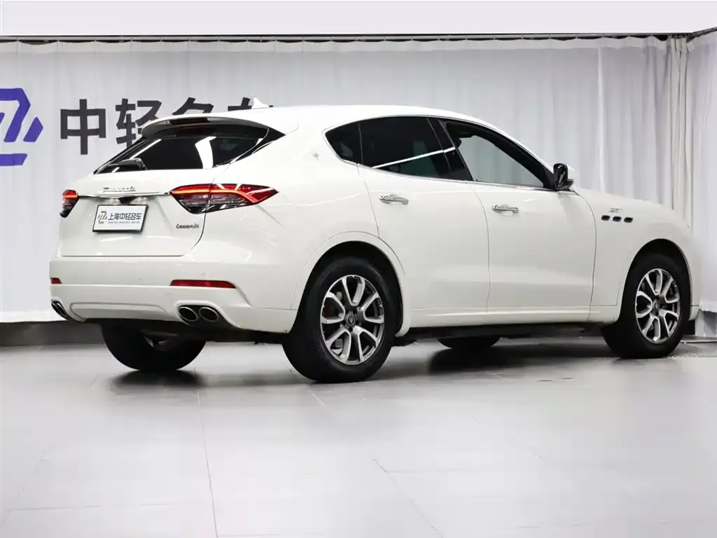 Maserati Levante — фото 4
