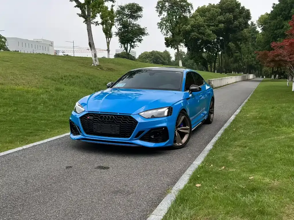 Audi RS 5 — фото 1