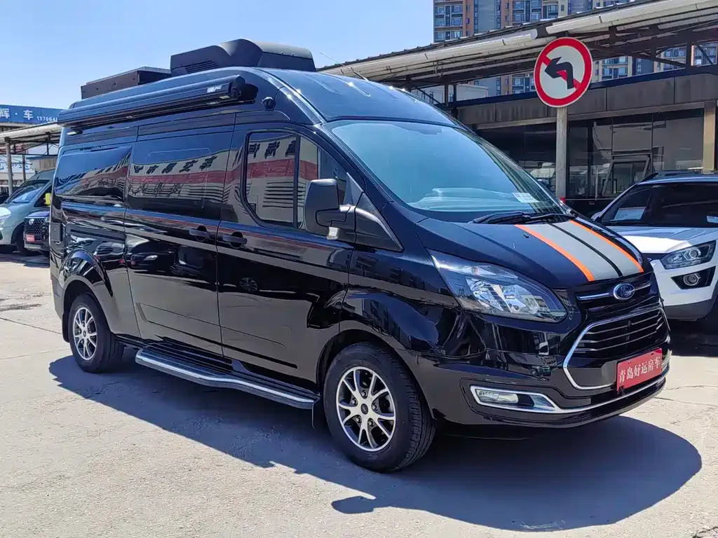 Ford Transit — фото 2