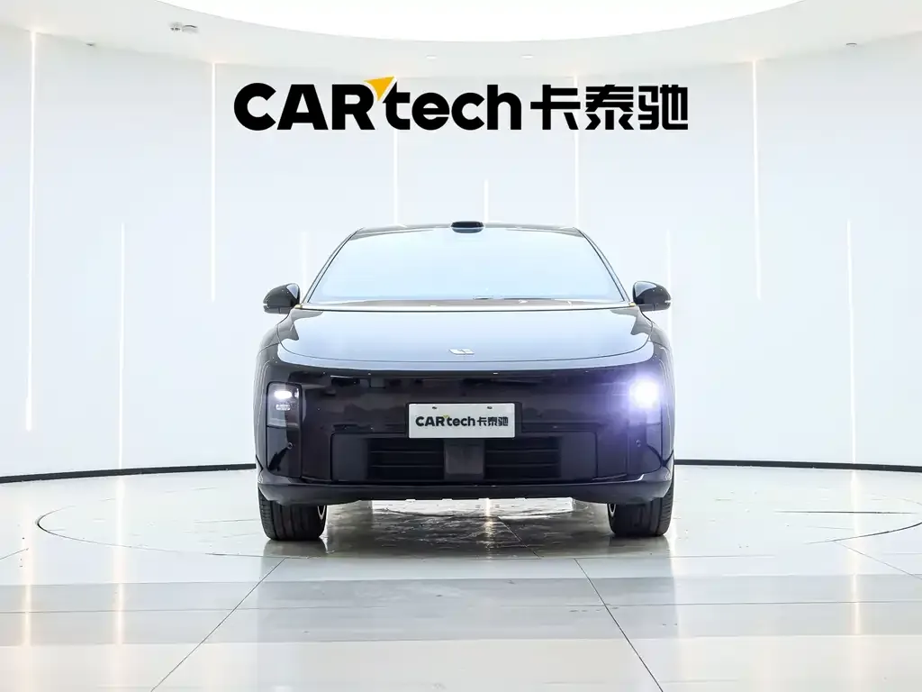 Li Auto i6 — фото 10
