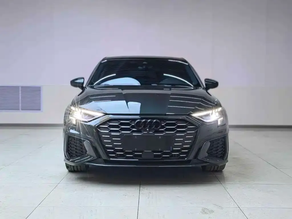 Audi A3 — фото 2