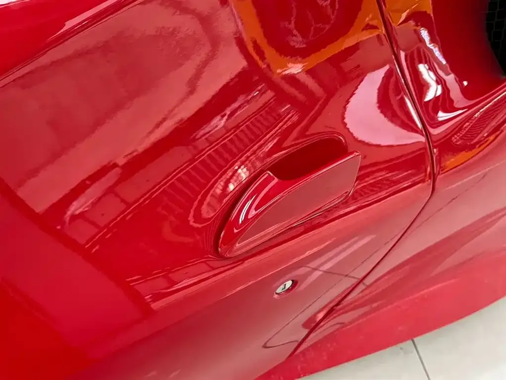 Ferrari F8 — фото 6