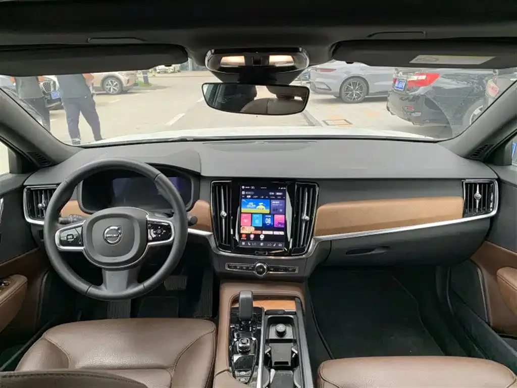 Volvo S90 — фото 4