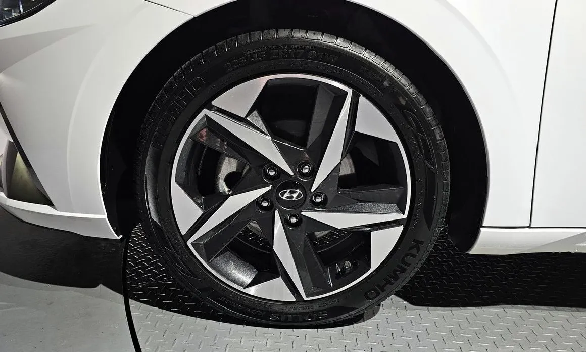 Hyundai AVANTE — фото 6
