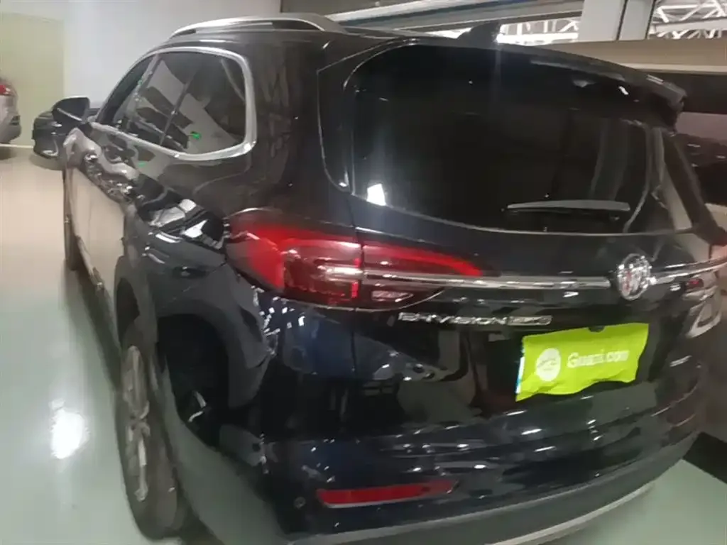 Buick Envision Plus — фото 2