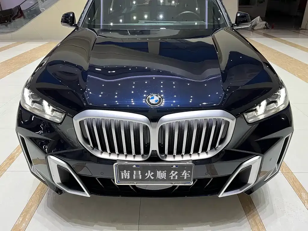BMW X5 — фото 2