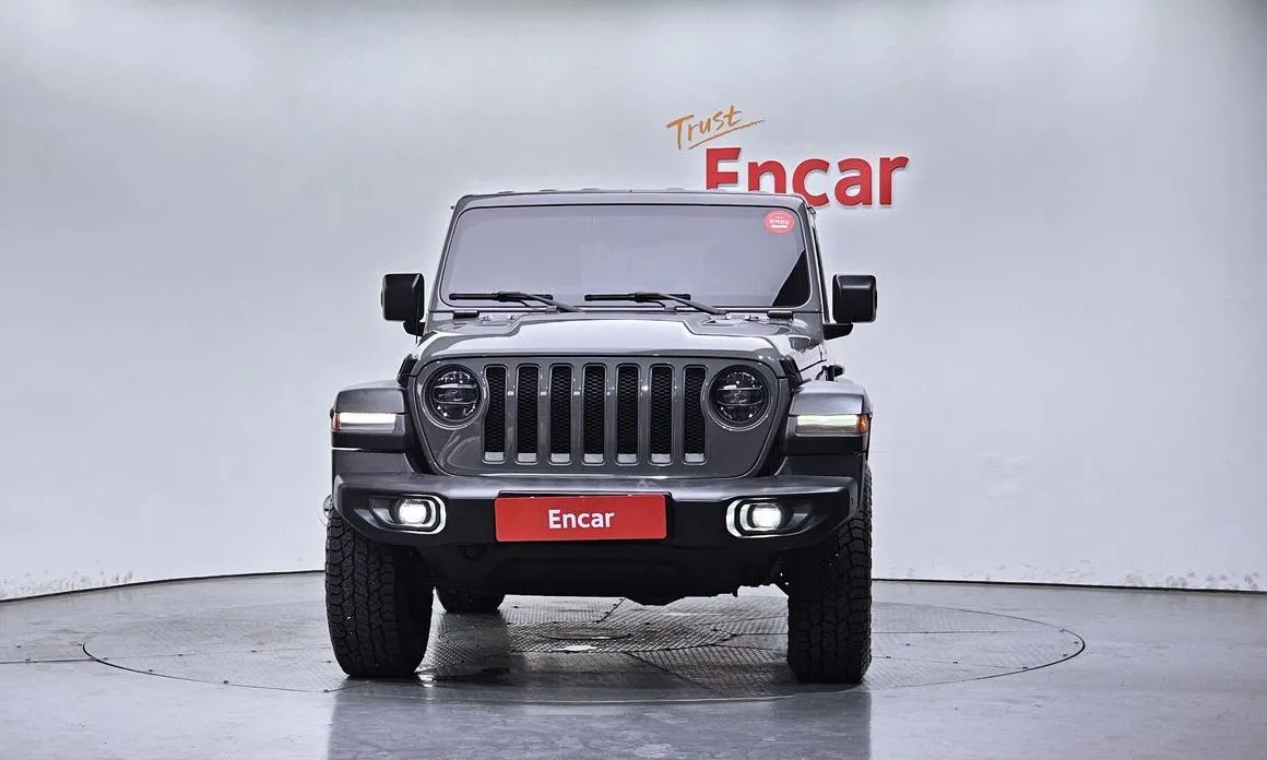 Jeep Wrangler — фото 8