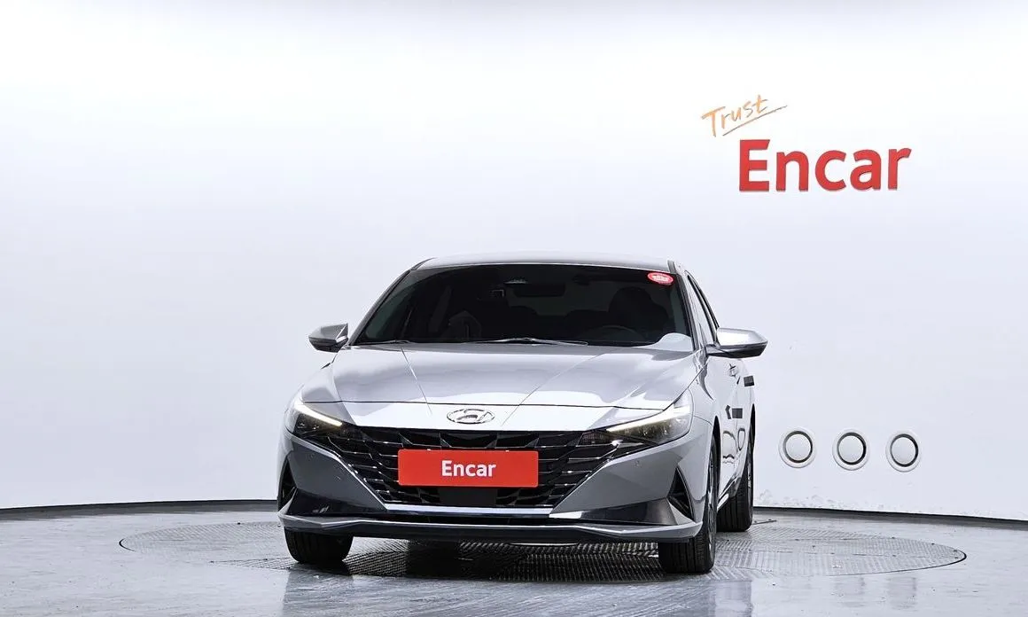 Hyundai AVANTE — фото 3