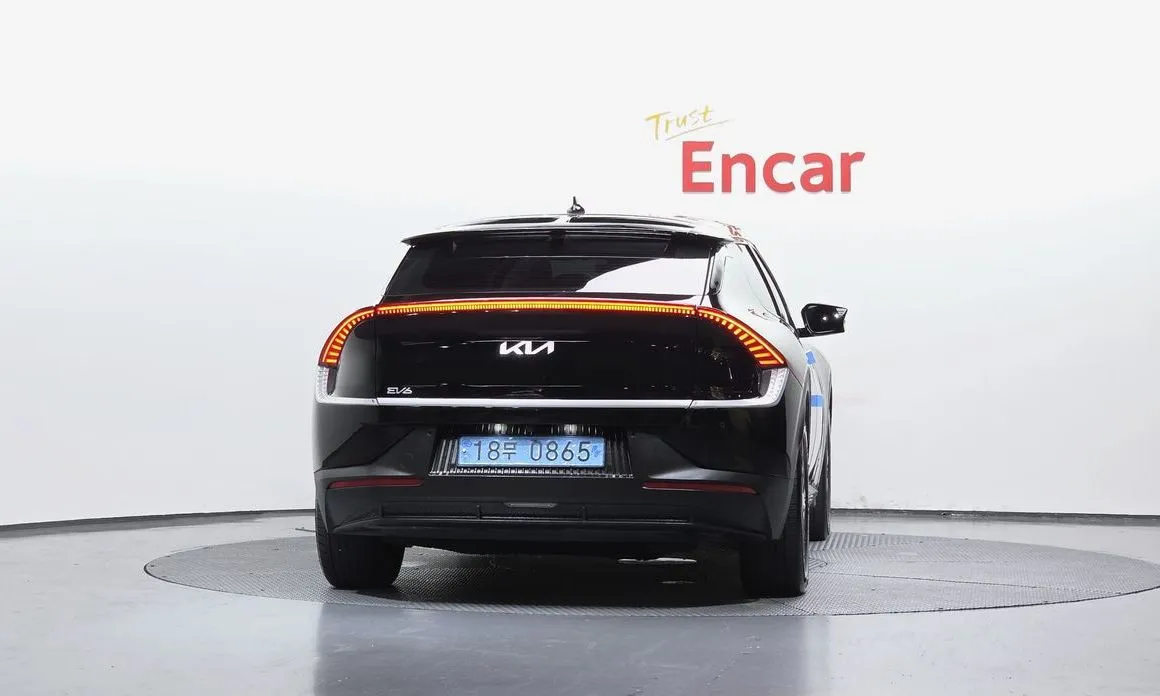 Kia EV6 — фото 2