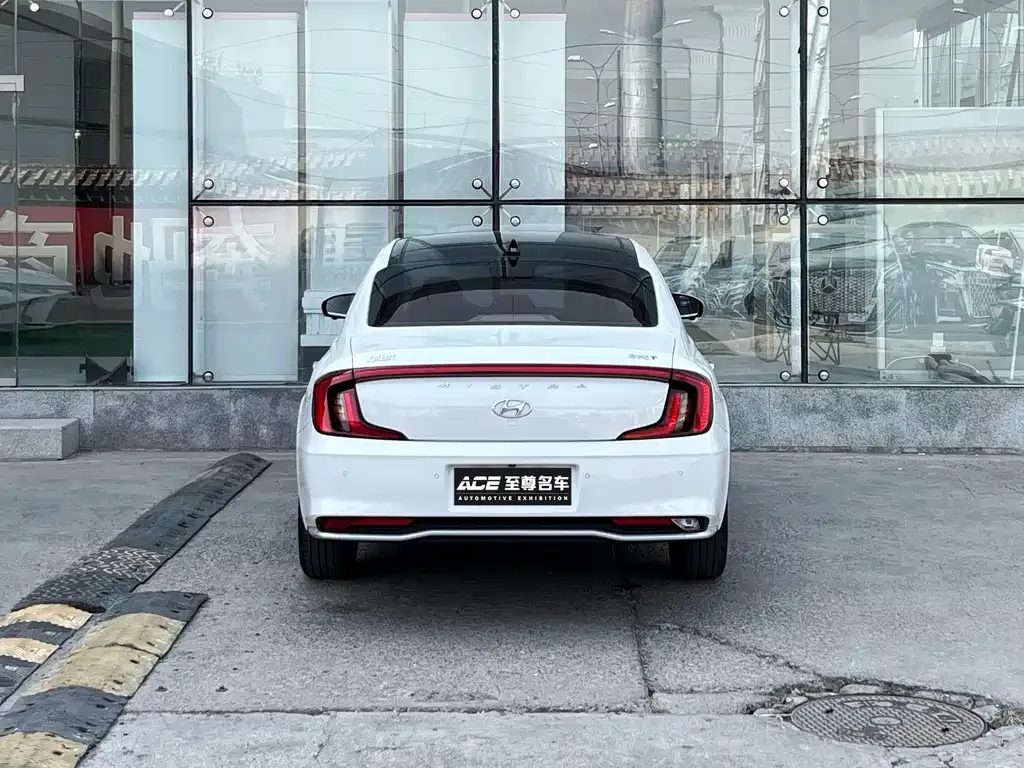 Hyundai Mistra — фото 10