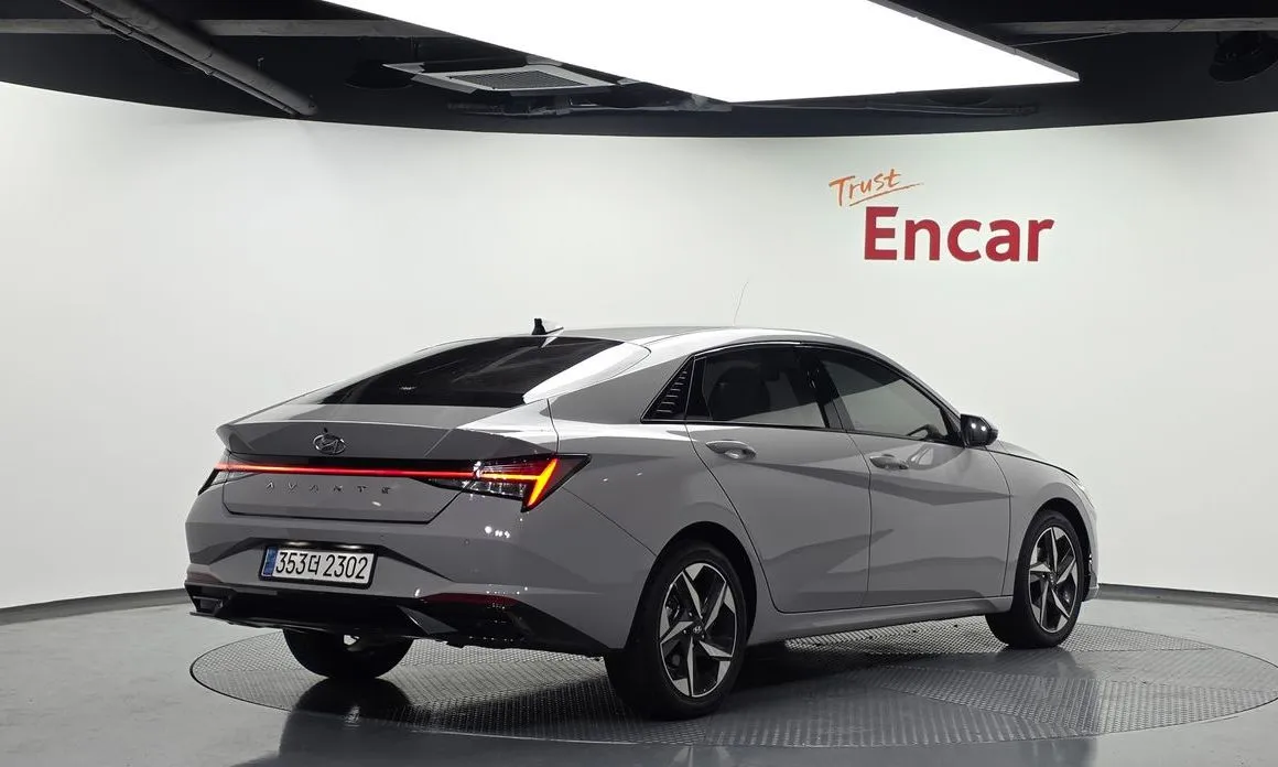 Hyundai AVANTE — фото 2