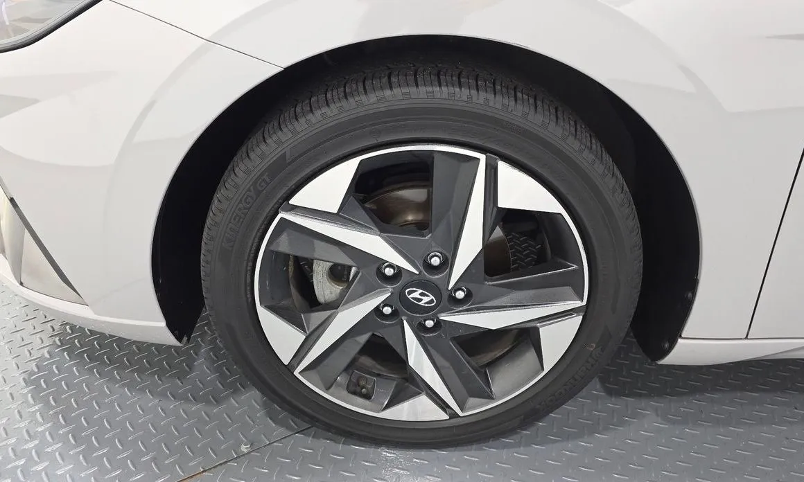 Hyundai AVANTE — фото 7