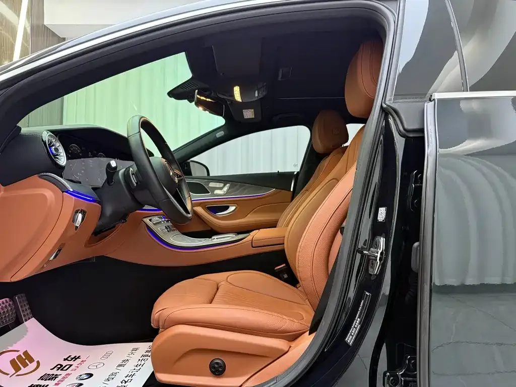 Mercedes-Benz CLS — фото 6