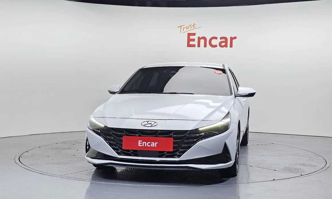 Hyundai AVANTE — фото 3
