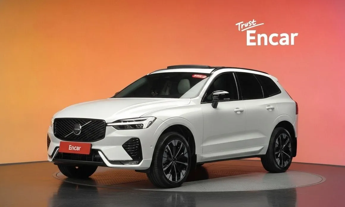 Volvo XC60 — фото 1