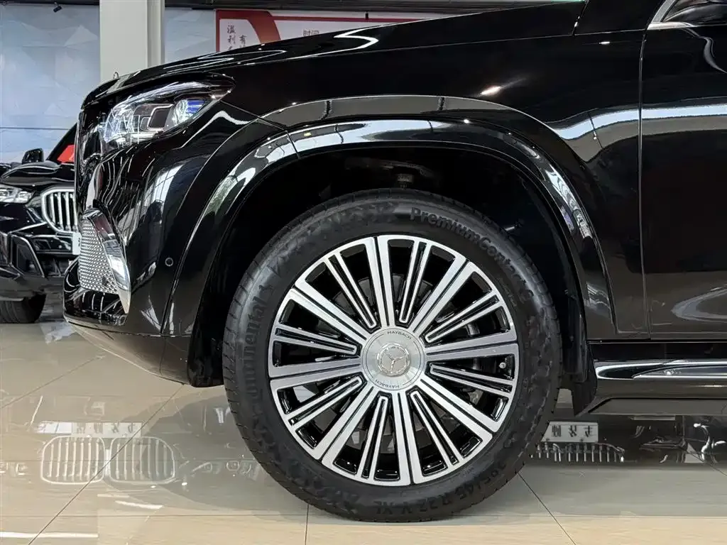 Mercedes-Benz GLS — фото 10