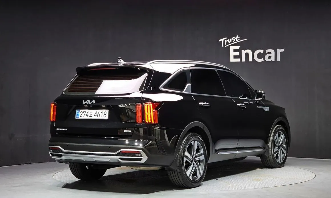 Kia Sorento — фото 7