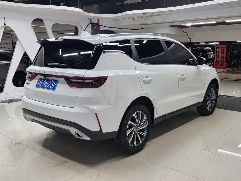Geely Vision X6 — фото 5