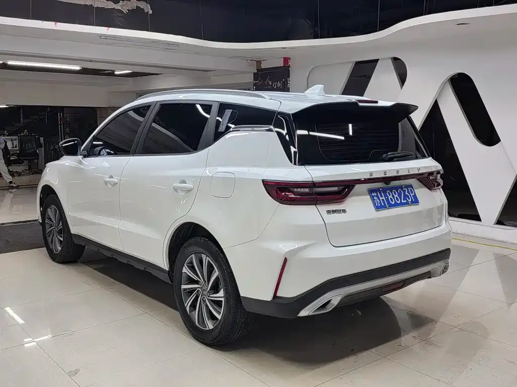 Geely Vision X6 — фото 7