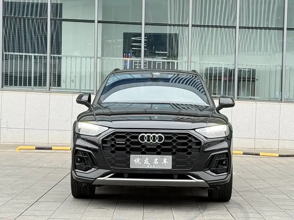 Audi Q5L — фото 2