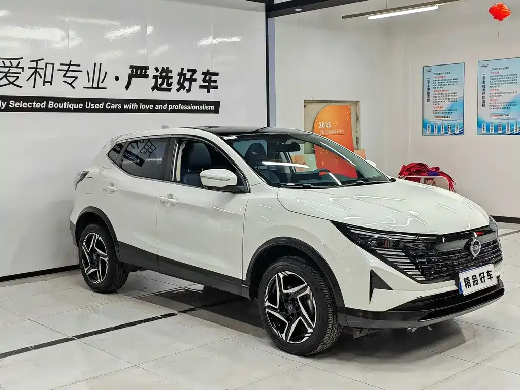 Nissan Qashqai — фото 4