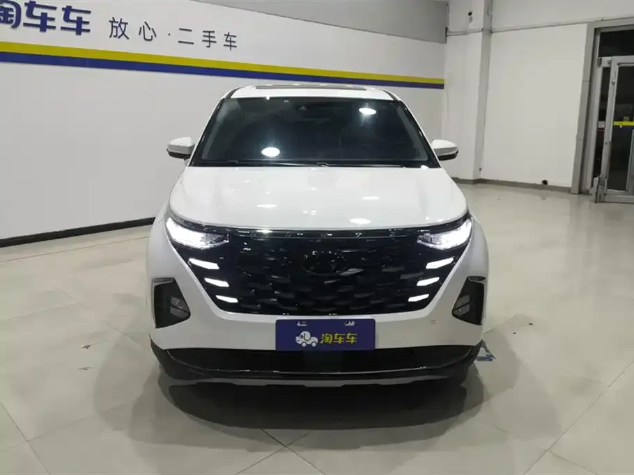 Hyundai Custo — фото 3